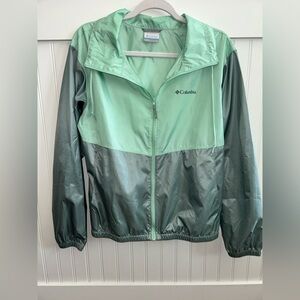Columbia Lightweight Green Outdoor Jacket